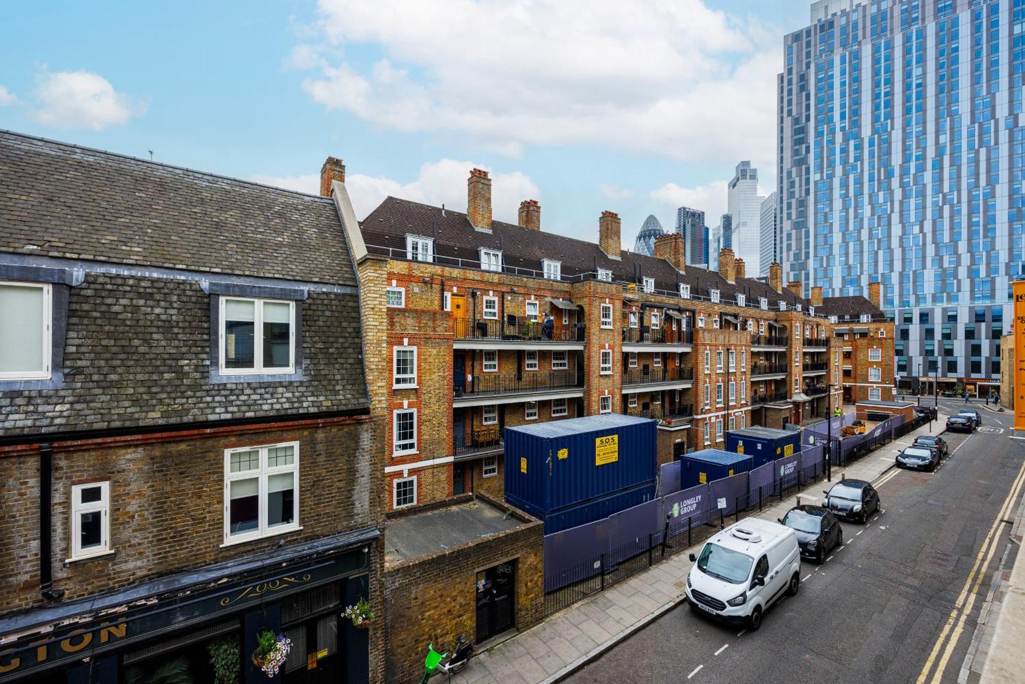 Vibes Near Spitalfields Market * Лондон